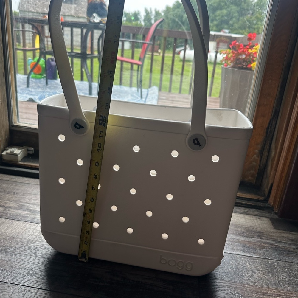 BOGG BAG White Tote with Perforated Design